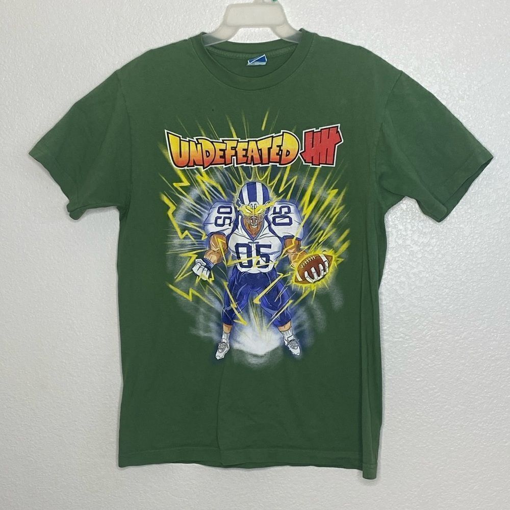 UNDEFEATED Football Electric Supercharged Green T Shirt Size M
